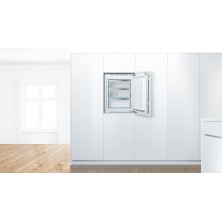 Bosch Serie 6 GIV11AFE0 congelador Congelador vertical Integrado 72 L E