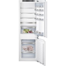 Siemens iQ500 KI86SAFE0 nevera y congelador Integrado 266 L E Blanco