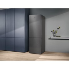 Electrolux LNT6ME32U2 Independiente 330 L E Acero inoxidable